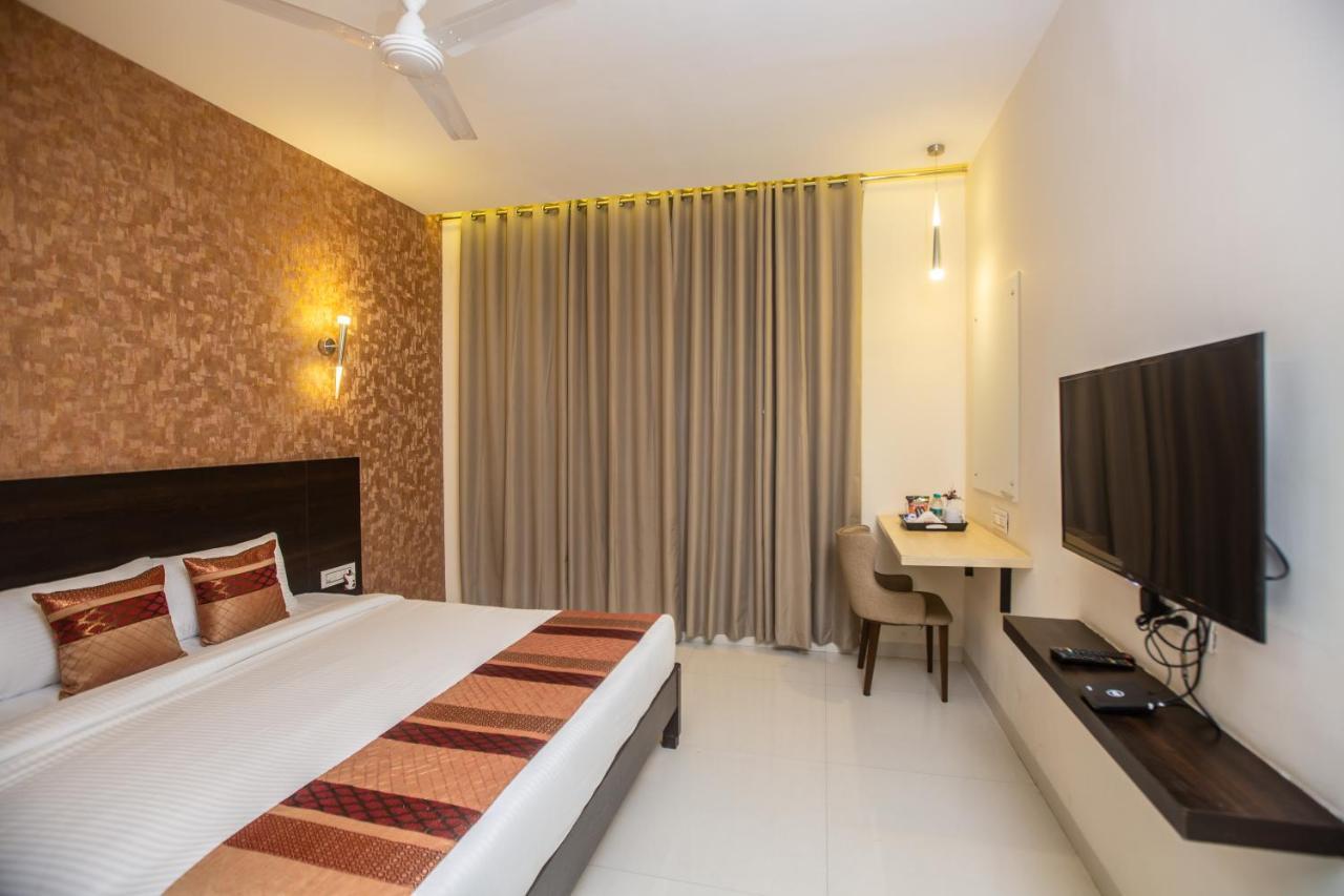 Hotel Singh'S By Wb Inn, Vashi, Navi Mumbai Eksteriør billede