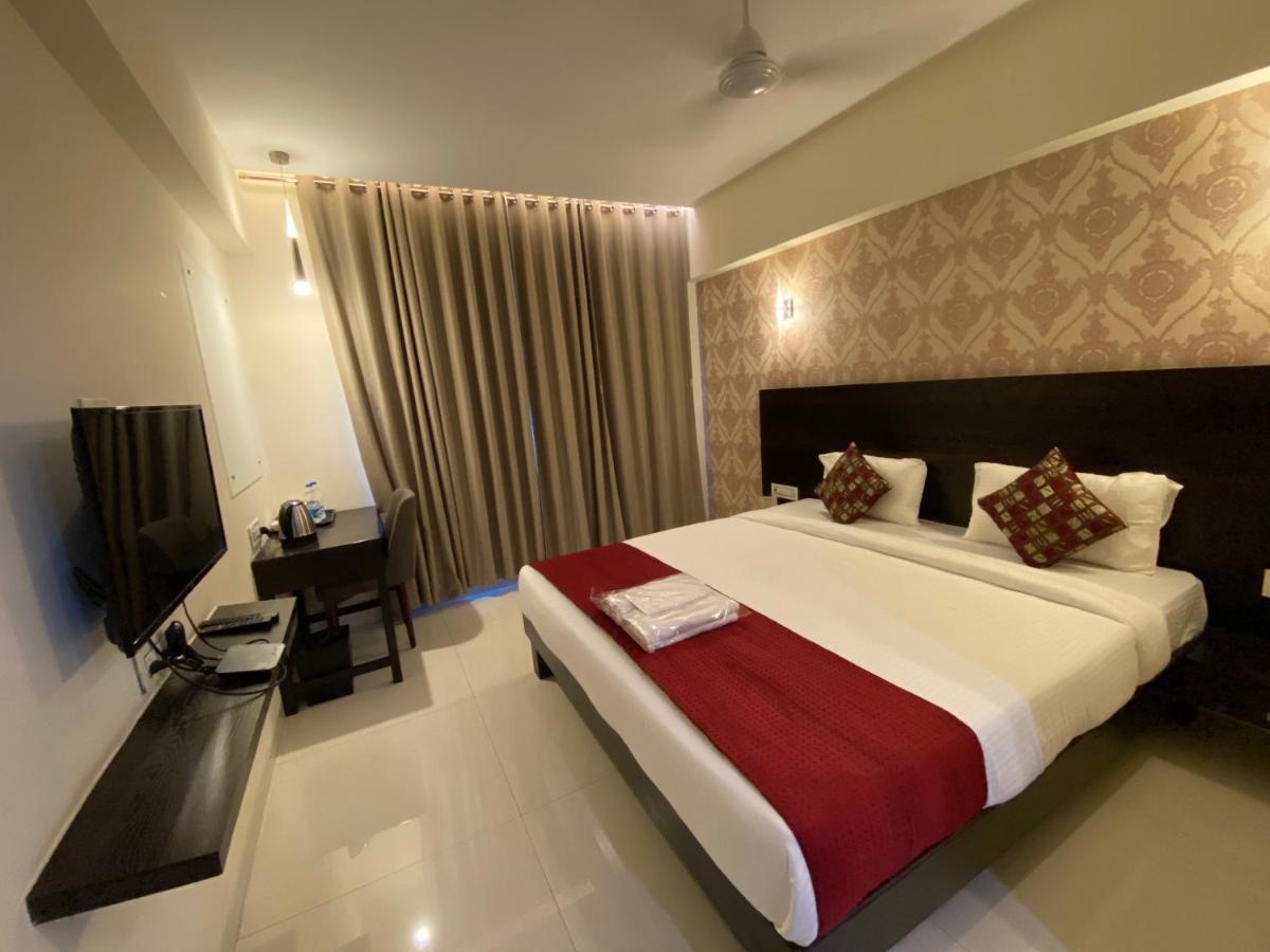 Hotel Singh'S By Wb Inn, Vashi, Navi Mumbai Eksteriør billede