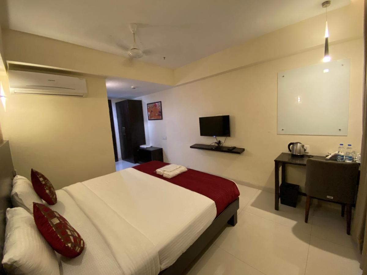 Hotel Singh'S By Wb Inn, Vashi, Navi Mumbai Eksteriør billede