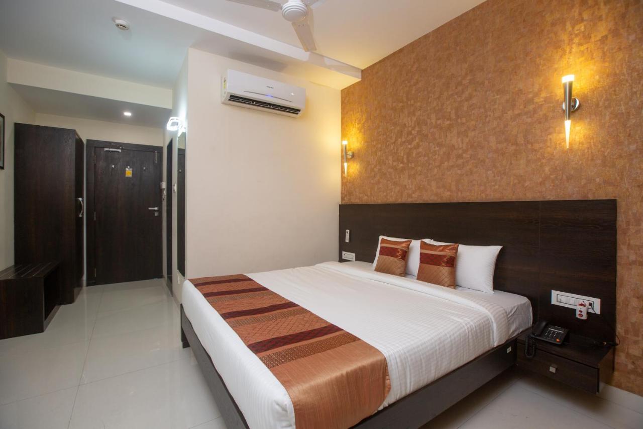 Hotel Singh'S By Wb Inn, Vashi, Navi Mumbai Eksteriør billede